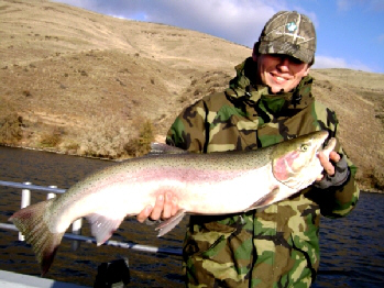 STEELHEAD FISHING - Fly By Nyte Guide Service
